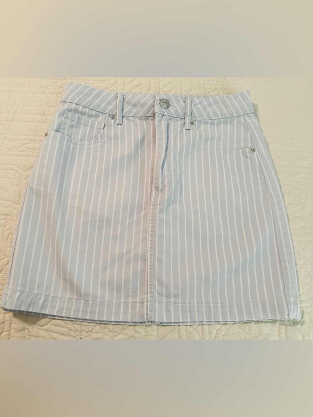 Forever 21 Light Blue Pinstripe Denim Mini Skirt Size Small